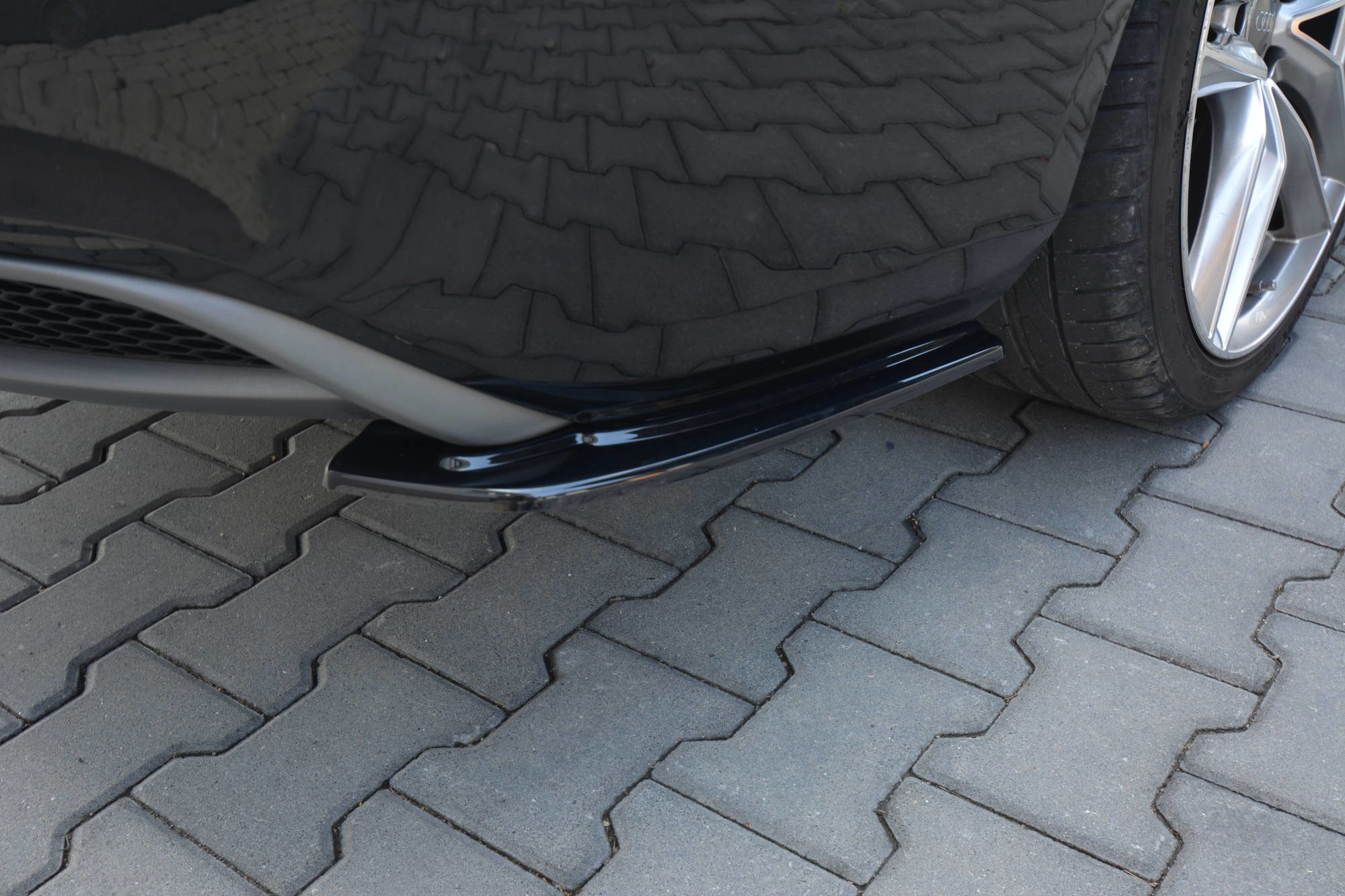 Bakre Flaps Audi A5 S-Line 8T FL Sportback