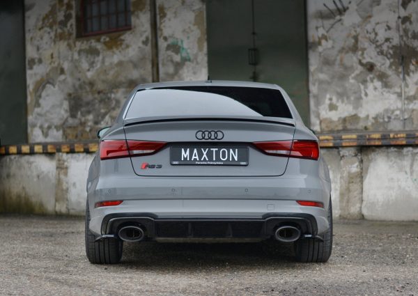 Bakre Flaps Audi RS3 8V FL Sedan