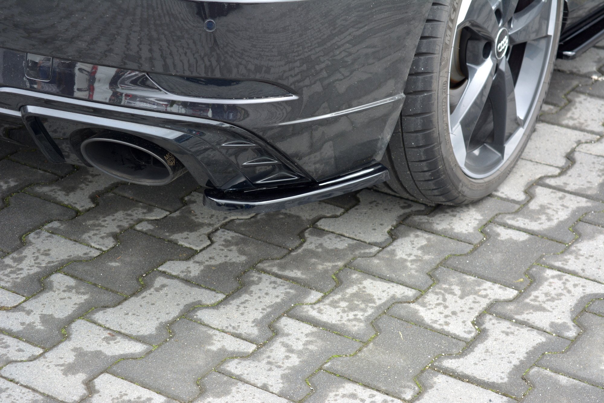 Bakre Flaps Audi RS3 8V FL Sportback