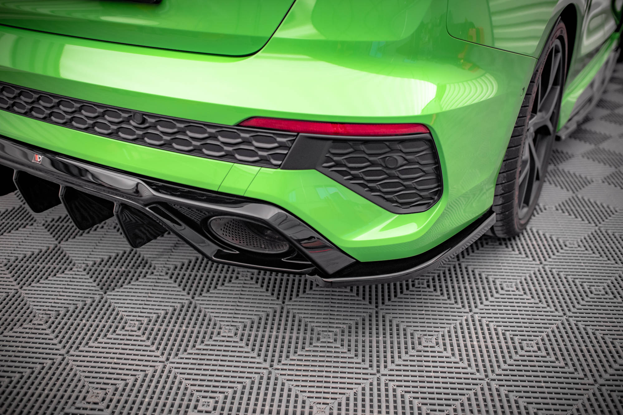 Bakre Flaps Audi RS3 Sedan 8Y