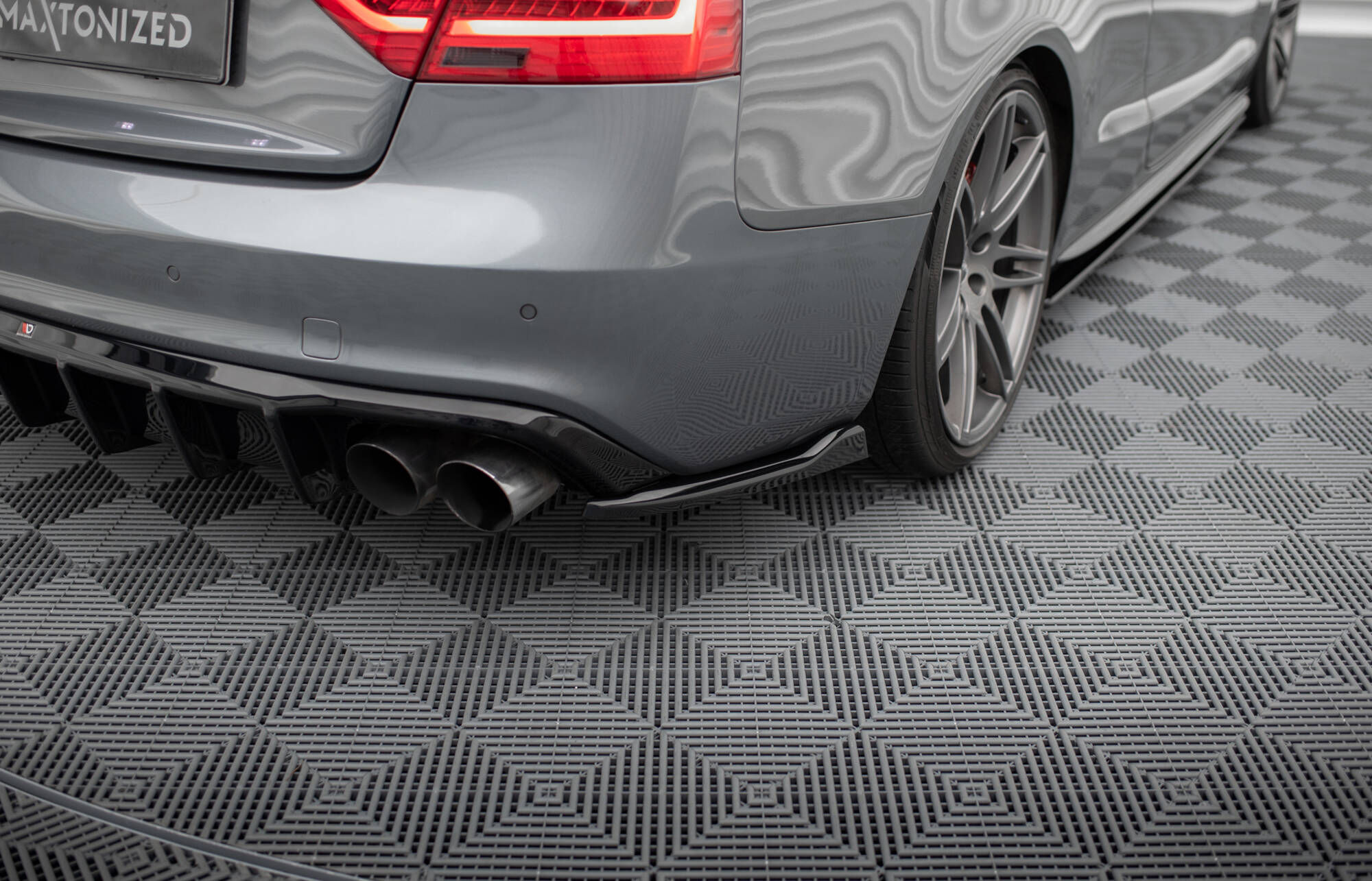 Bakre Flaps Audi S5 / A5 S-Line Coupe 8T Facelift