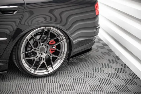 Bakre Flaps Audi S8 D3
