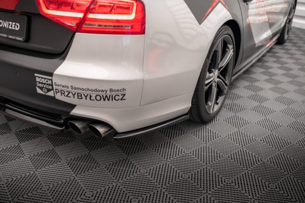 Bakre Flaps Audi S8 D4