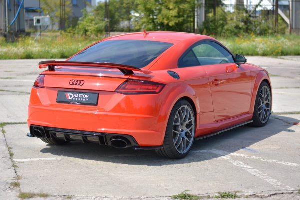 Bakre Flaps Audi TT RS 8S