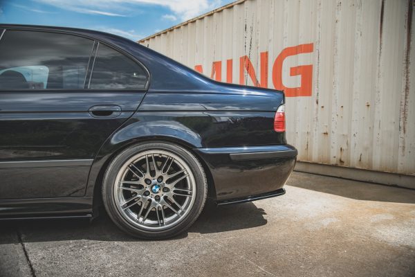 Bakre Flaps BMW M5 / 5 M-Pack E39