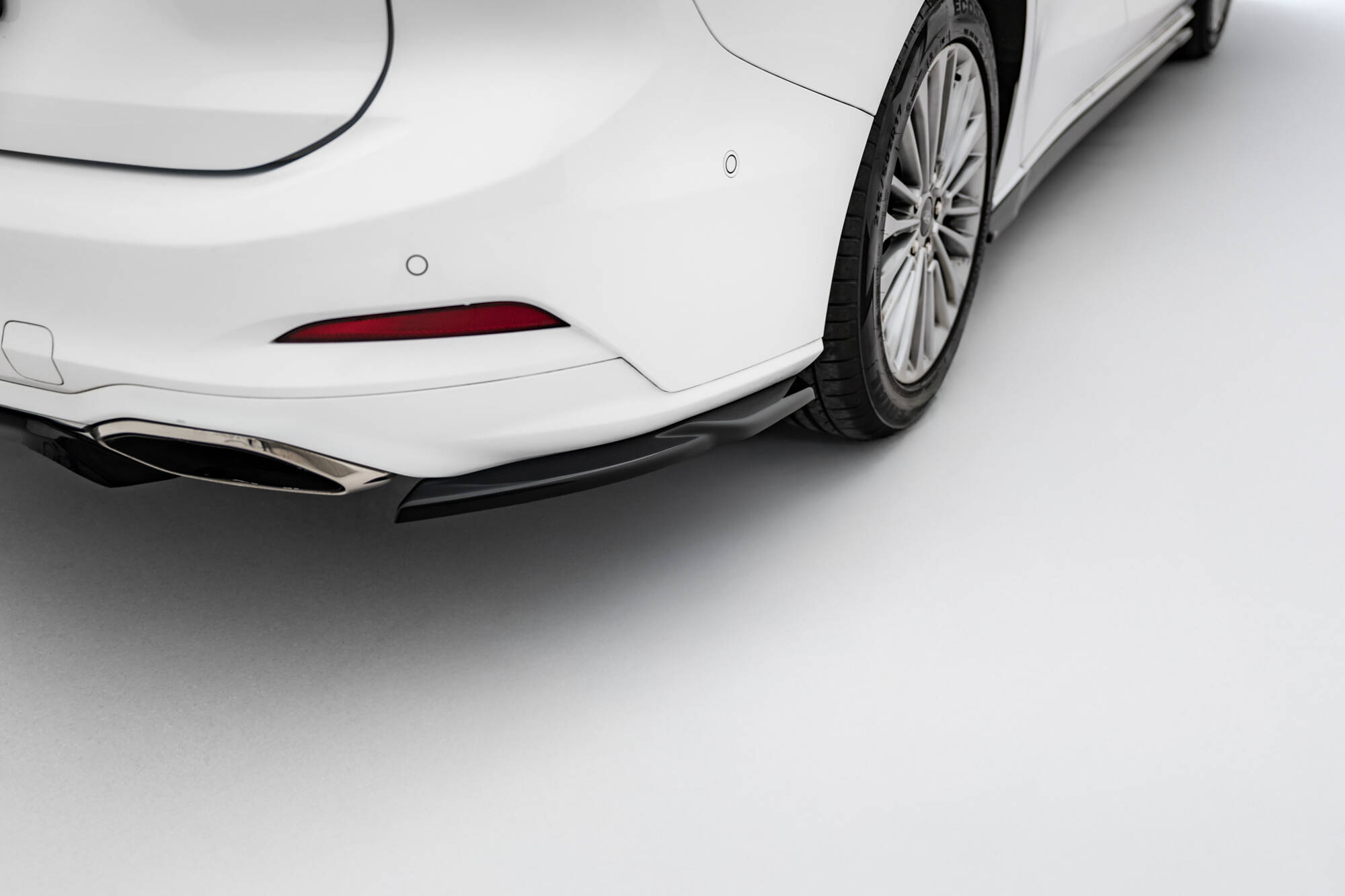 Bakre Flaps Ford Focus Vignale Estate Mk4