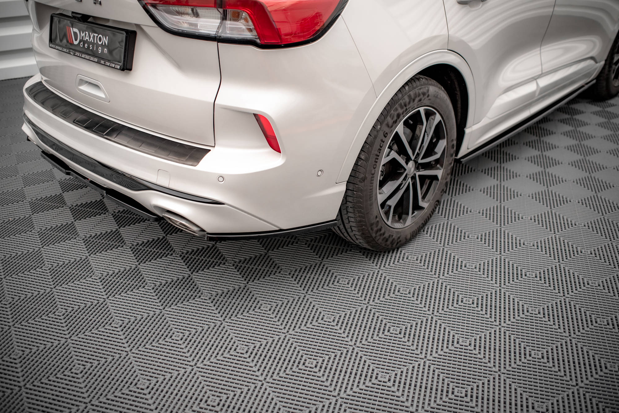 Bakre Flaps Ford Kuga ST-Line Mk3