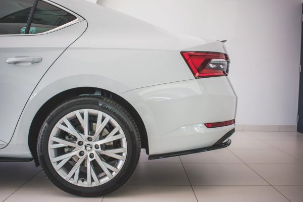 Bakre Flaps Skoda Superb Liftback / Combi Mk3 Facelift