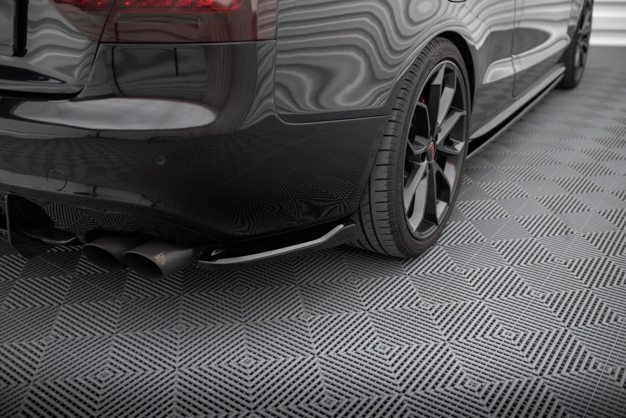 Bakre Flaps V.1 Audi S5 / A5 S-Line Coupe / Cabriolet 8T