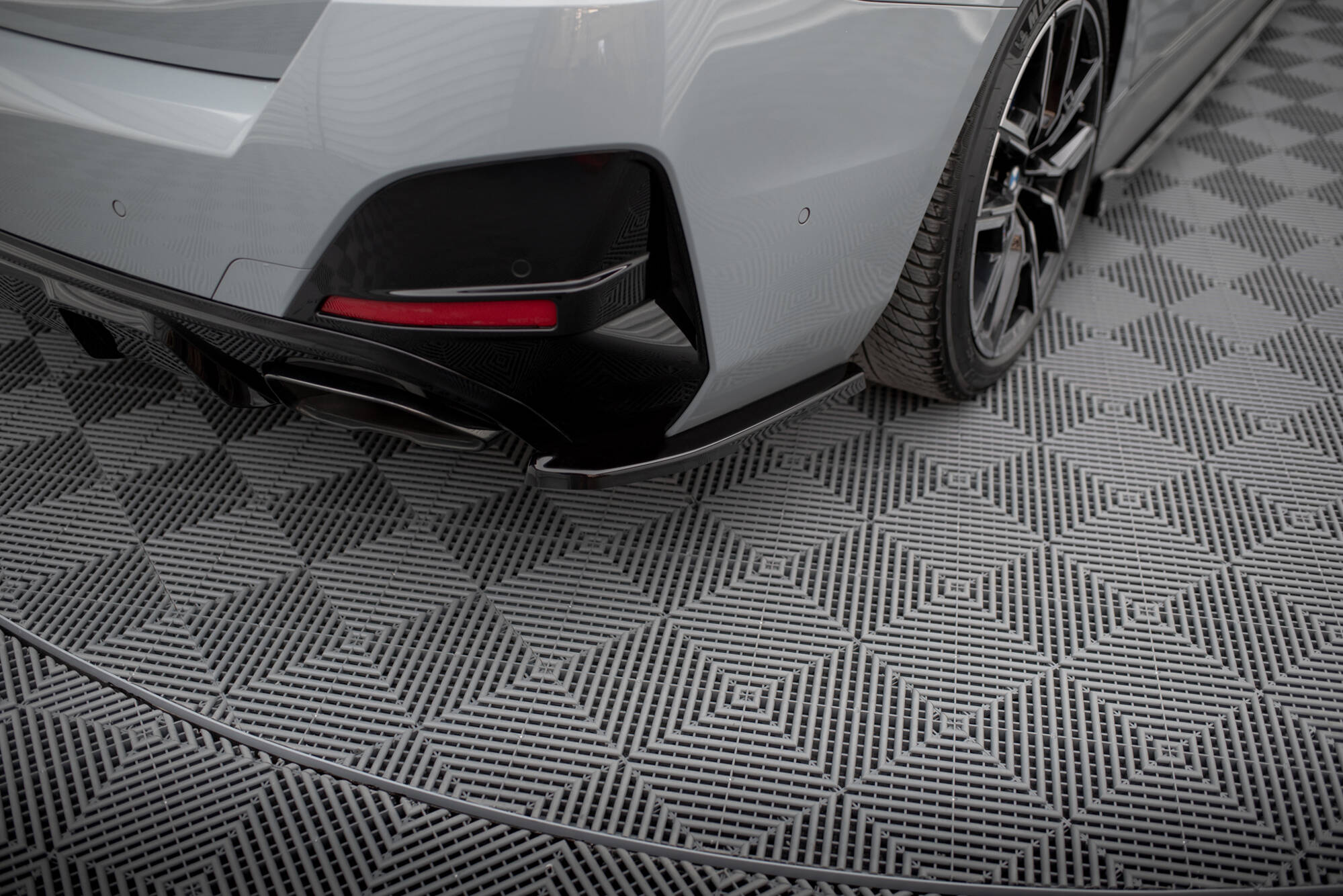 Bakre Flaps V.1 BMW M440i Gran Coupe G26