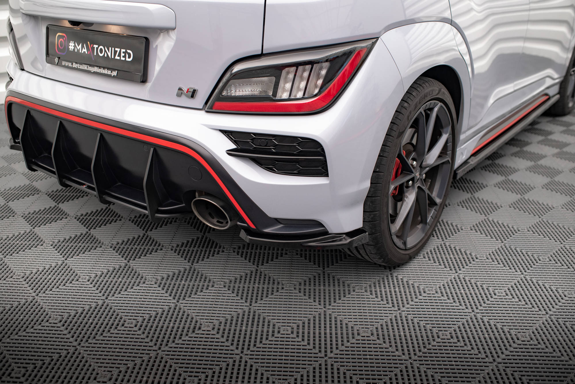 Bakre Flaps V.1 Hyundai Kona Mk1