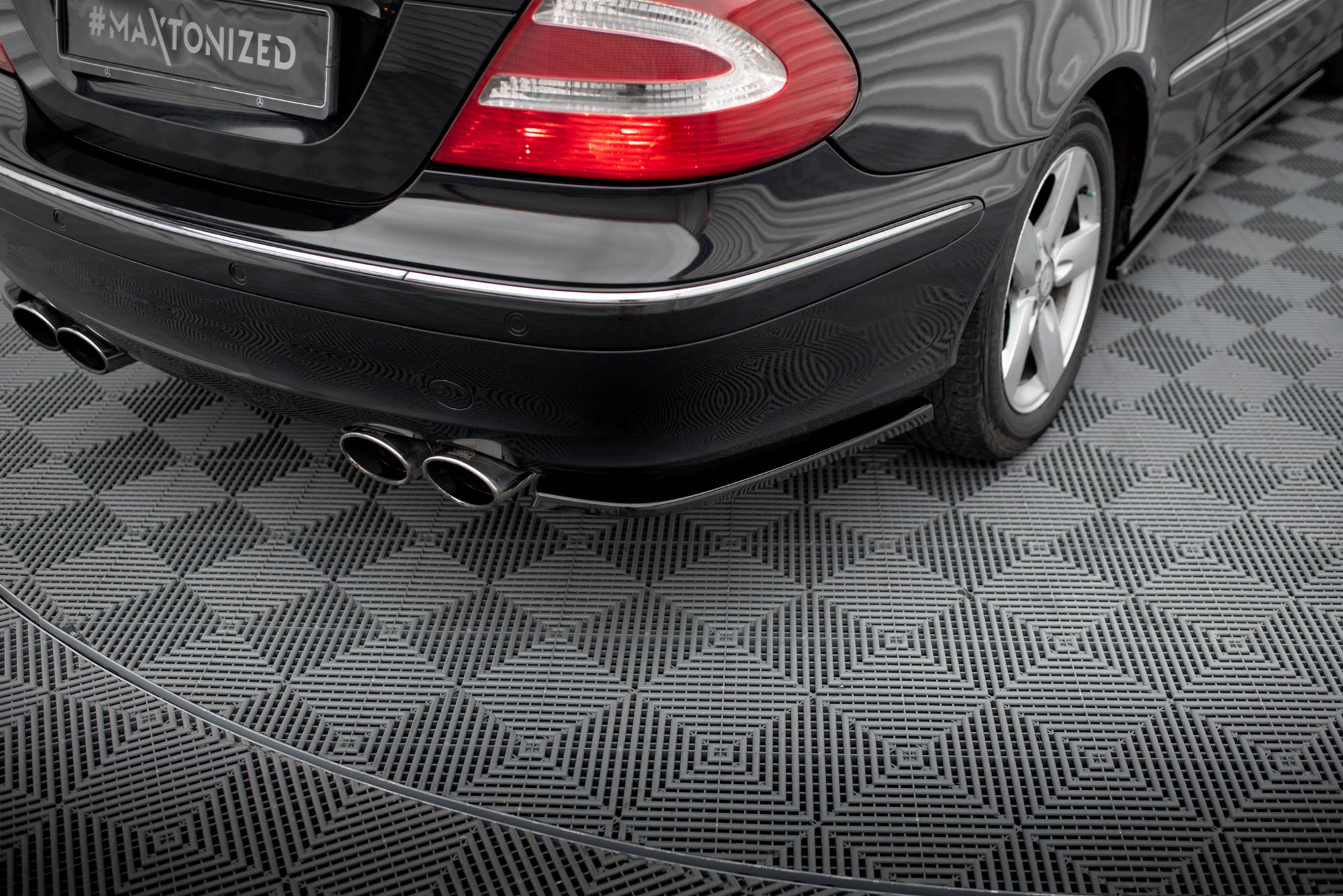 Bakre Flaps V.1 Mercedes-Benz CLK W209