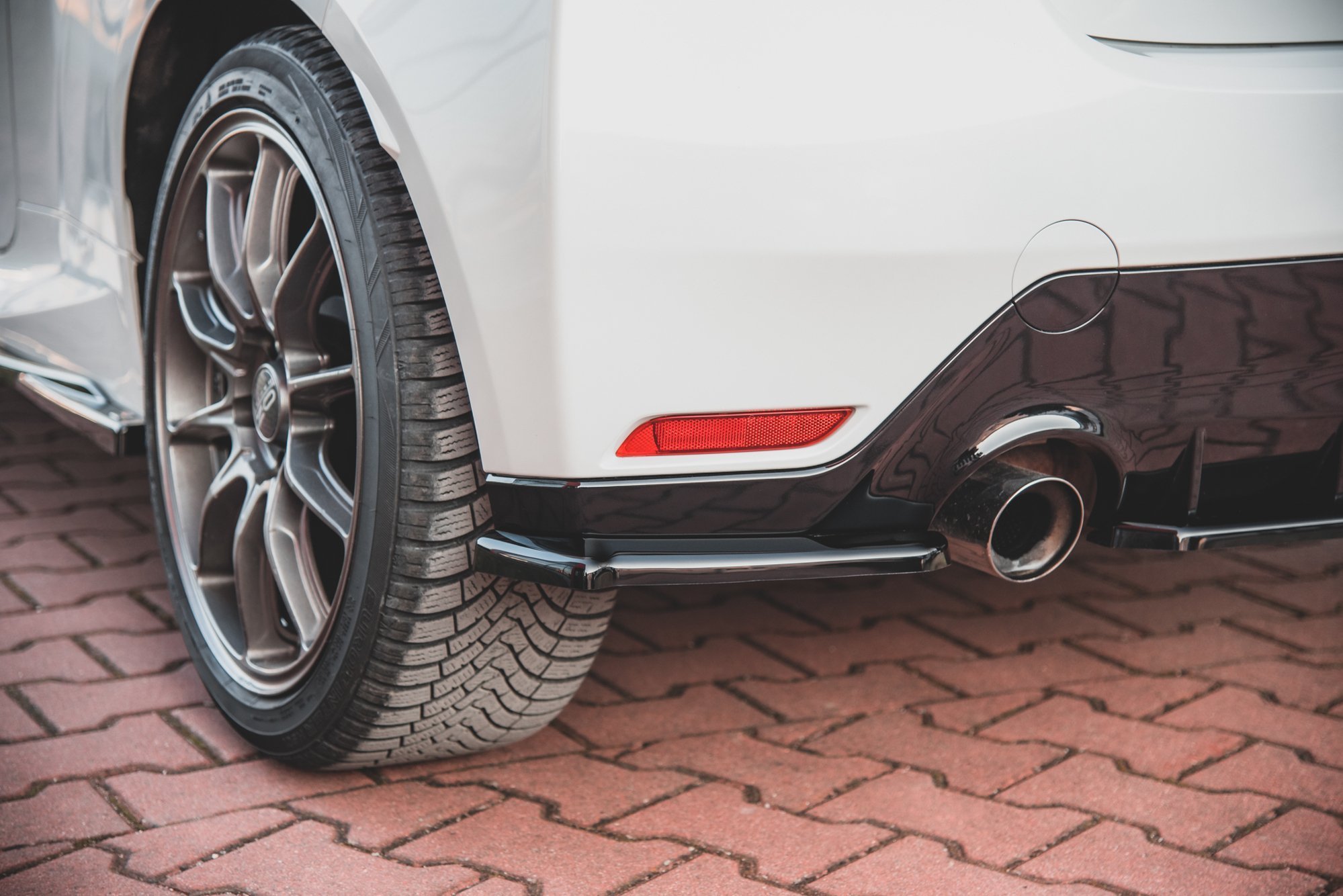 Bakre Flaps V.1 Toyota GR Yaris Mk4