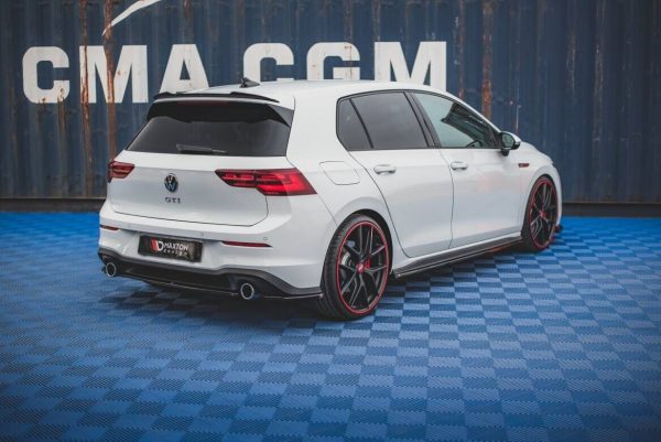 Bakre Flaps V.1 Volkswagen Golf GTI / GTE Mk8