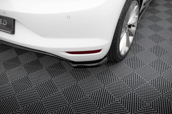 Bakre Flaps V.1 Volkswagen Scirocco Mk3 Facelift