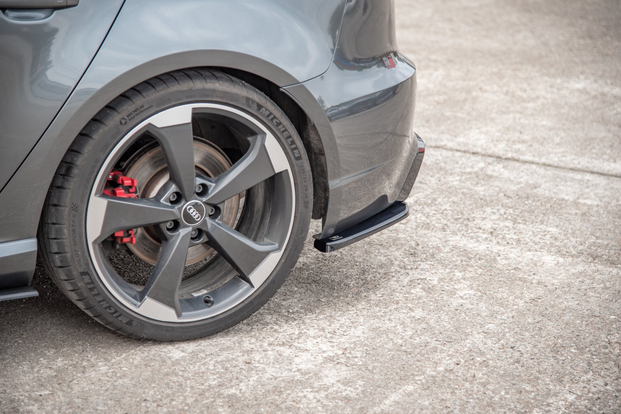 Bakre Flaps V.2 Audi RS3 8V Sportback