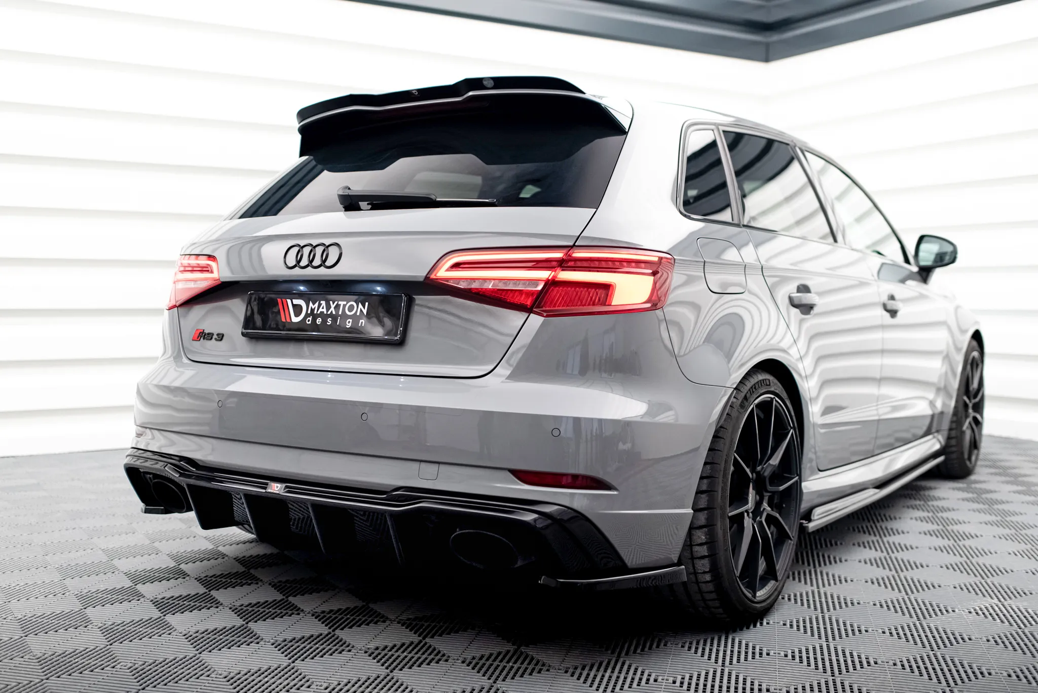 Bakre Flaps V.2 Audi RS3 8V Sportback Facelift - Bilde 2