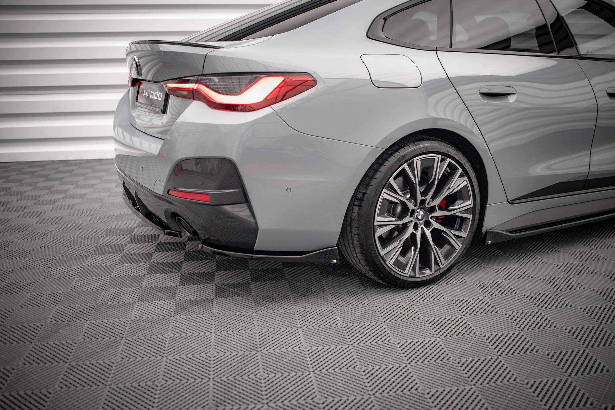 Bakre Flaps V.2 BMW 4 Gran Coupe M-Pack G26