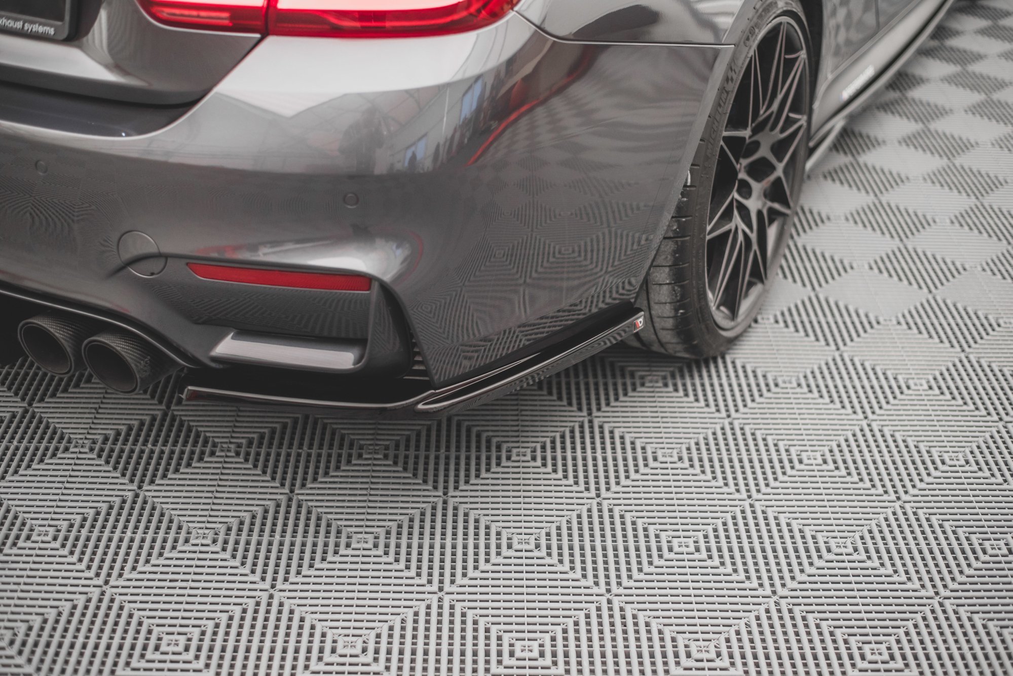 Bakre Flaps V.2 BMW M4 F82