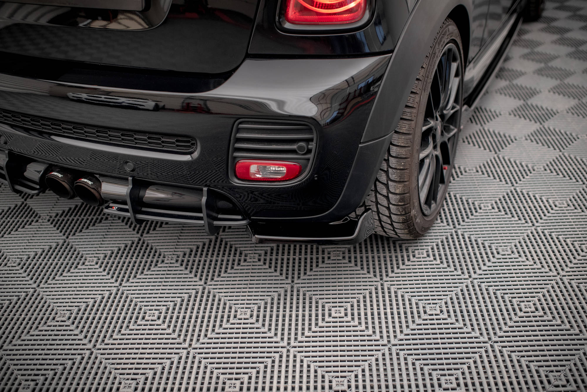 Bakre Flaps V.2 Mini Cooper John Cooper Works R56