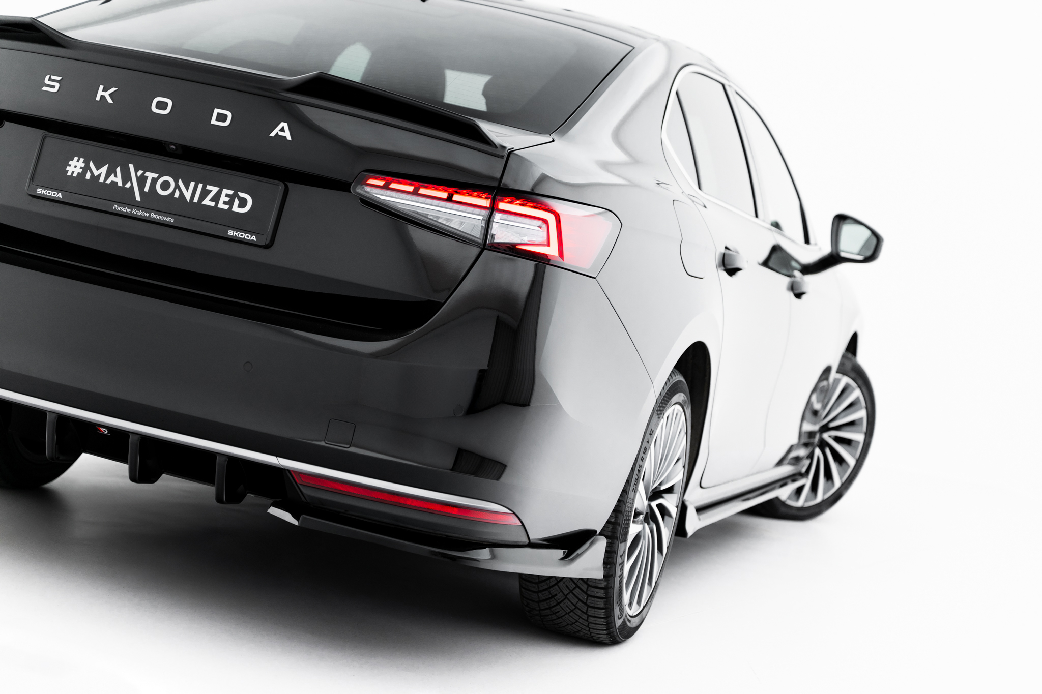 Bakre Flaps V.2 Skoda Superb Mk4