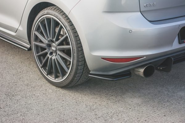 Bakre Flaps V.2 VW Golf 7 GTI