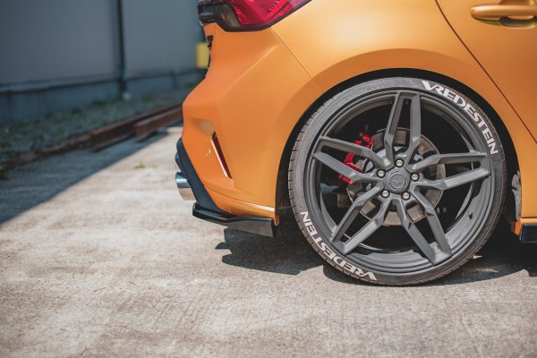 Bakre Flaps V.3 (Med splitter V.2) Ford Focus Hatchback ST Mk4