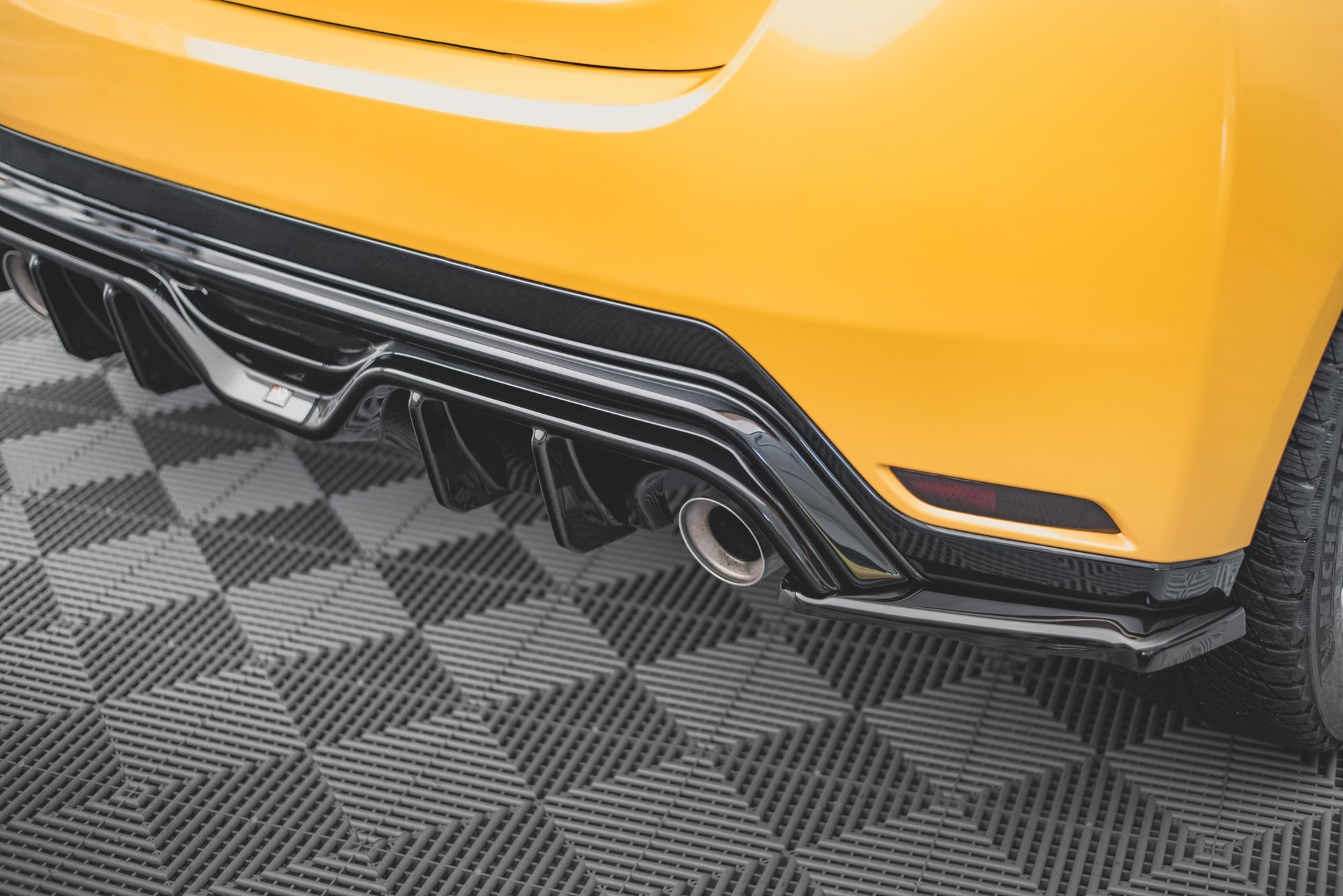 Bakre Flaps V.3 Toyota GR Yaris Mk4