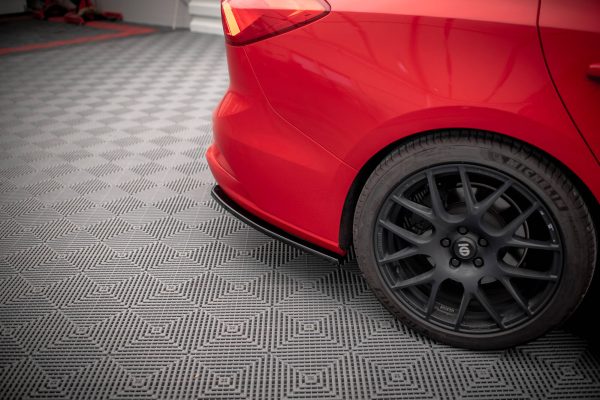 Bakre Flaps V.5 Ford Focus Estate ST Mk4