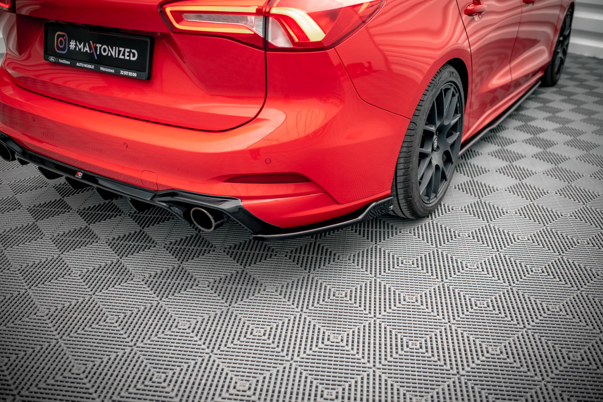 Bakre Flaps V.8 Ford Focus Estate ST Mk4