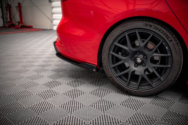 Bakre Flaps V.8 Ford Focus Estate ST Mk4