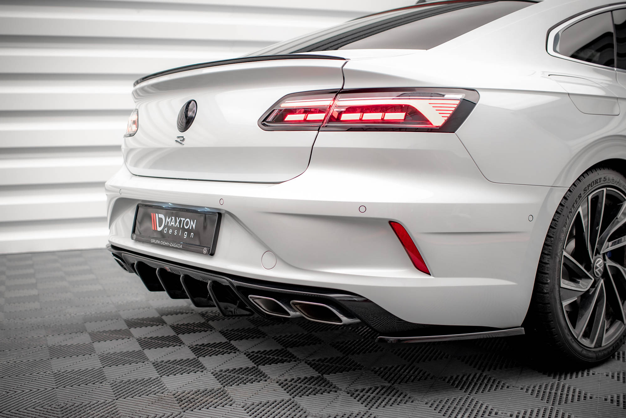 Bakre Flaps Volkswagen Arteon R