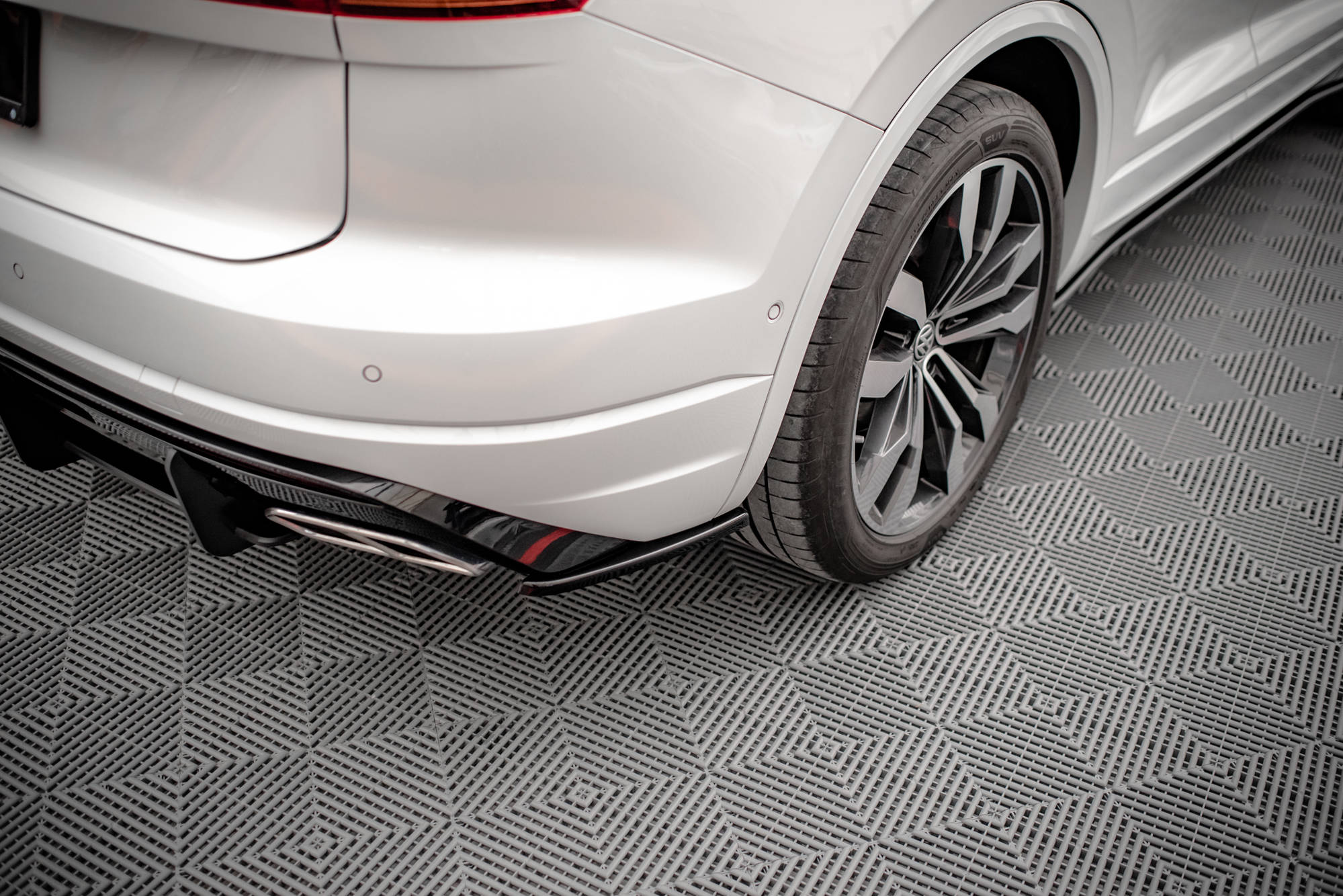 Bakre Flaps Volkswagen Touareg R-line Mk3