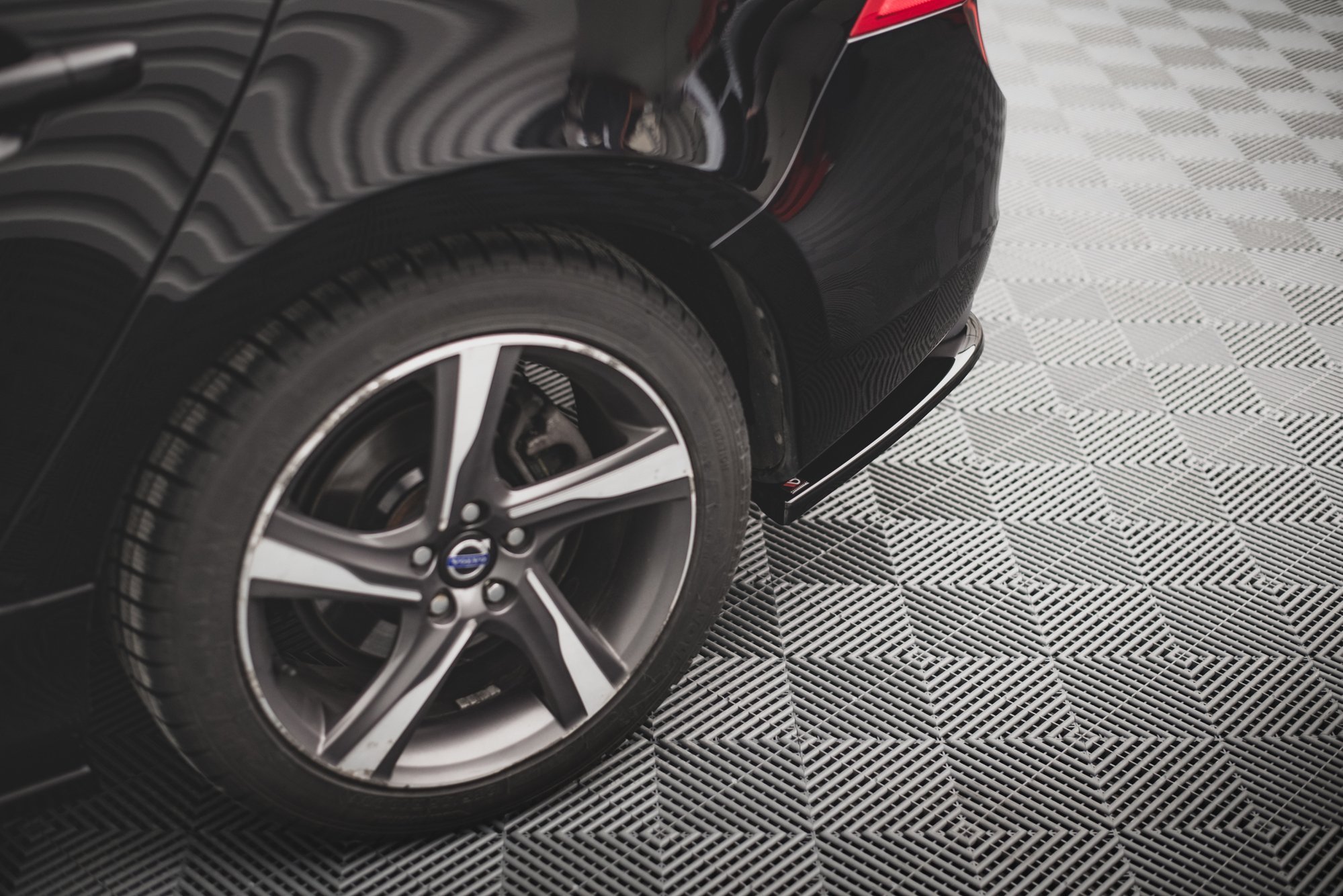Bakre Flaps Volvo S60 R-Design Mk2