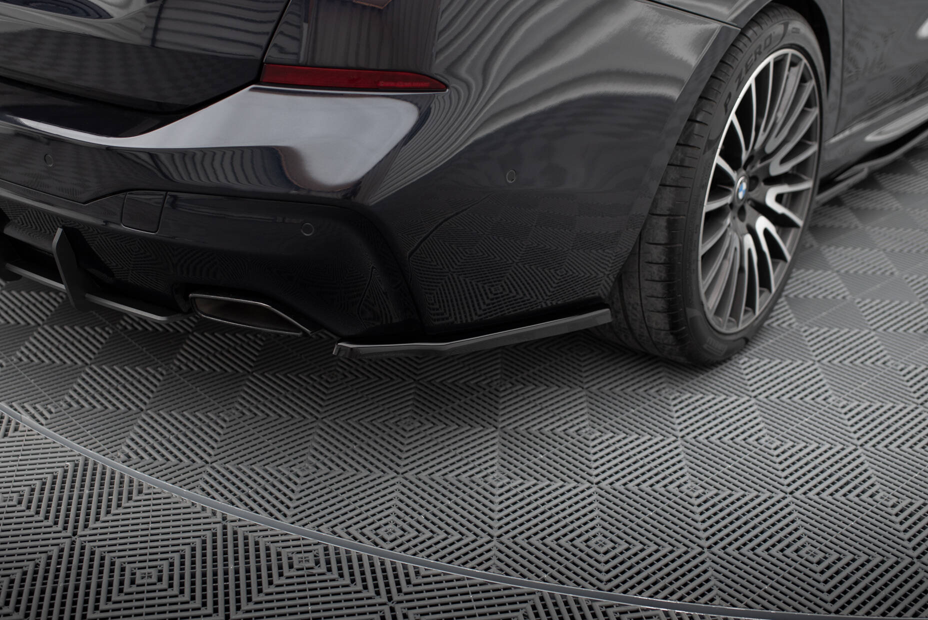 Bakre Flaps BMW 6 GT G32 M-Pack