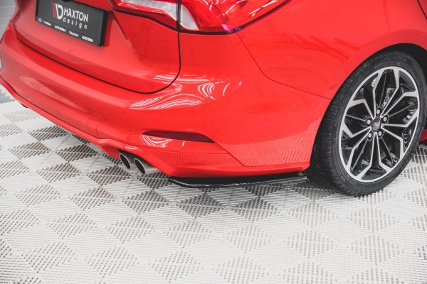 Bakre Flaps V.1 Ford Focus ST-Line Estate Mk4