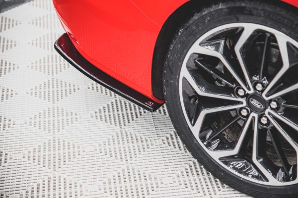 Bakre Flaps V.1 Ford Focus ST-Line Estate Mk4