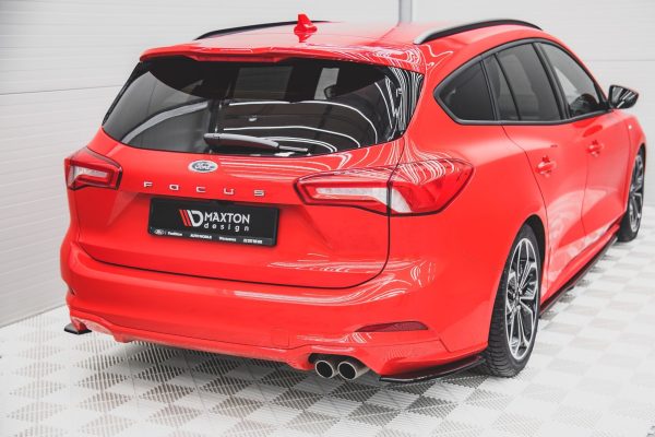 Bakre Flaps V.1 Ford Focus ST-Line Estate Mk4