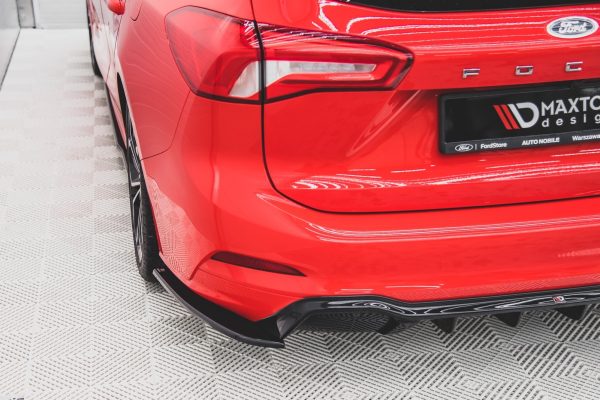 Bakre Flaps V.3 (Med splitter V.1) Ford Focus ST-Line Estate Mk4