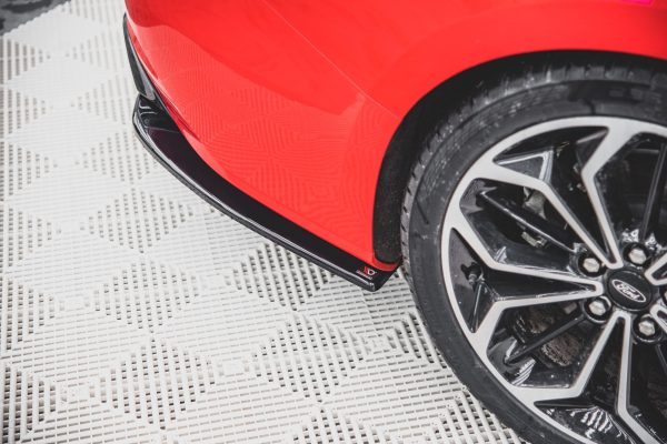 Bakre Flaps V.3 (Med splitter V.1) Ford Focus ST-Line Estate Mk4