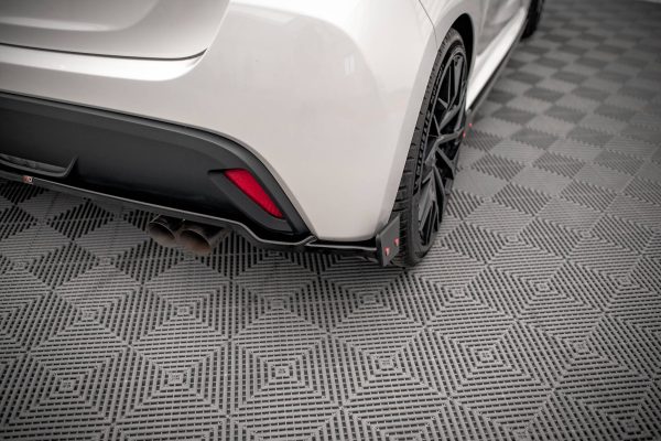 Diffuser V.1 Med Flaps Toyota Yaris Mk4