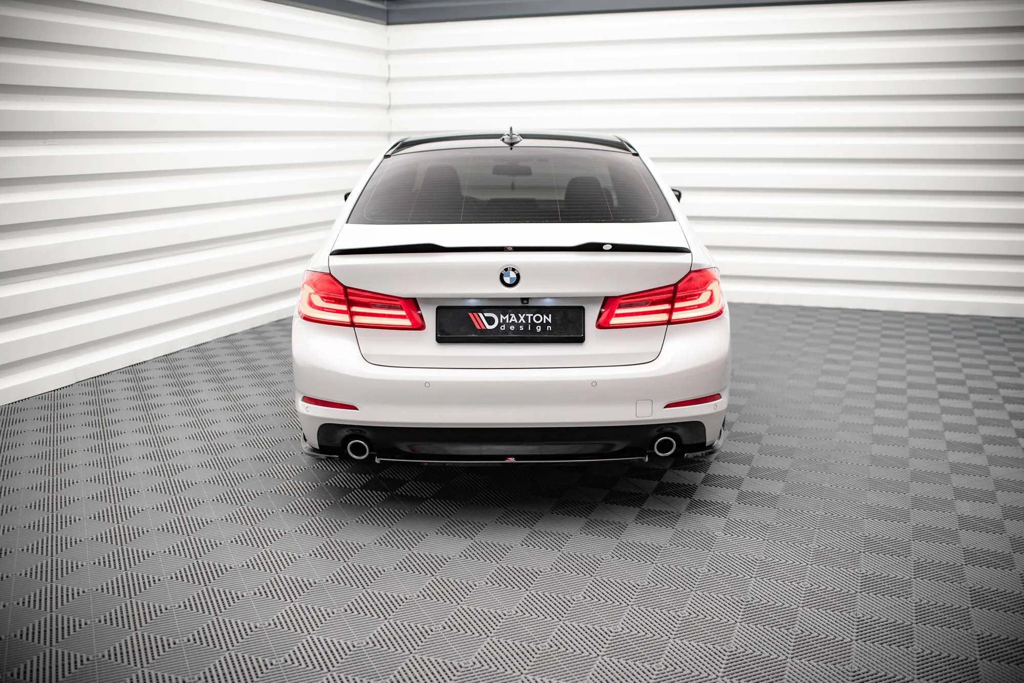 Diffuser BMW 5 Sedan G30 - Bilde 2