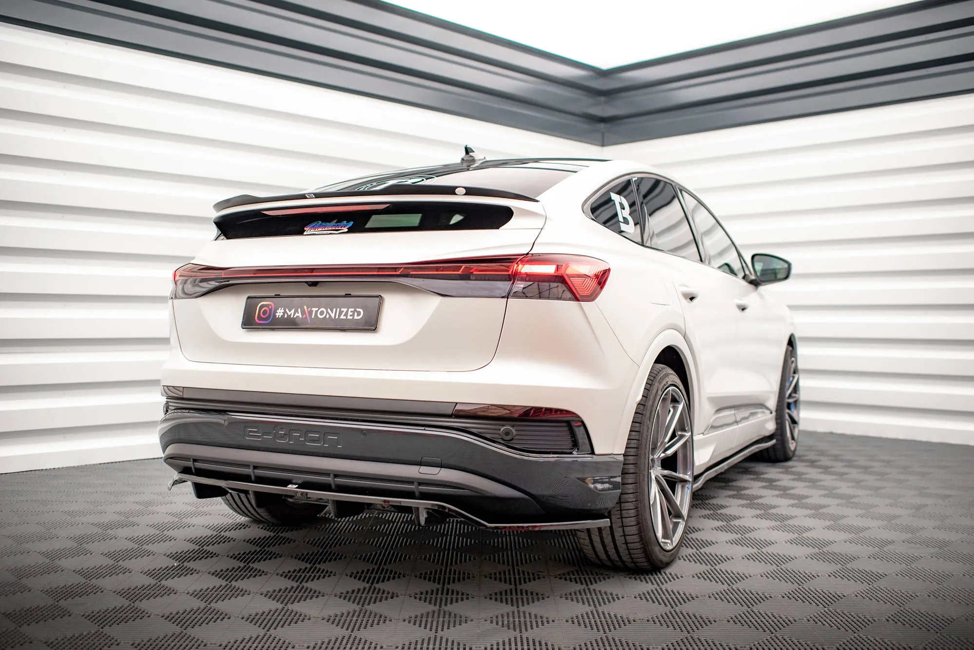 Diffuser Audi Q4 e-tron Sportback S-line Mk1 - Bilde 2