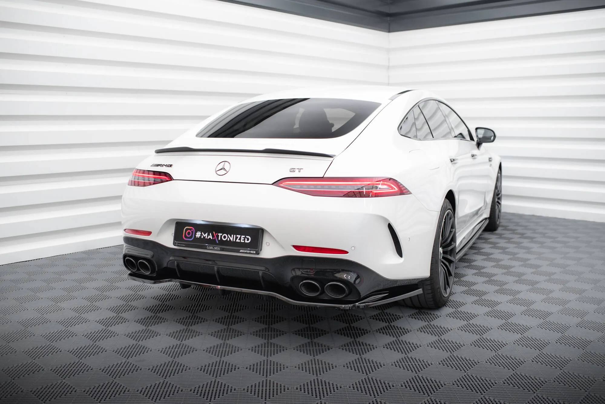 Diffuser Mercedes-AMG GT 43 4 Door Coupe V8 Styling Package - Bilde 3