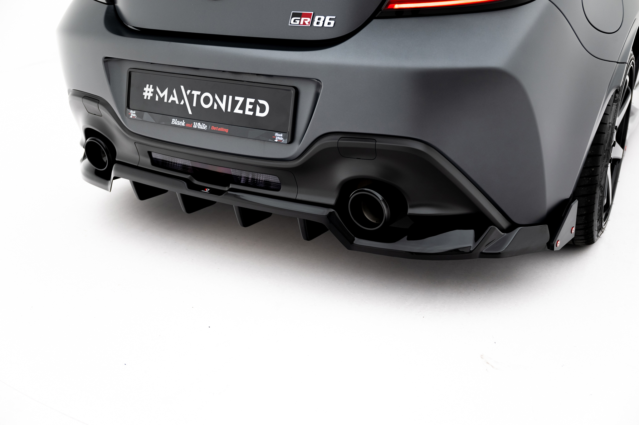Diffuser V.1 Med Flaps Toyota GR86 Mk1