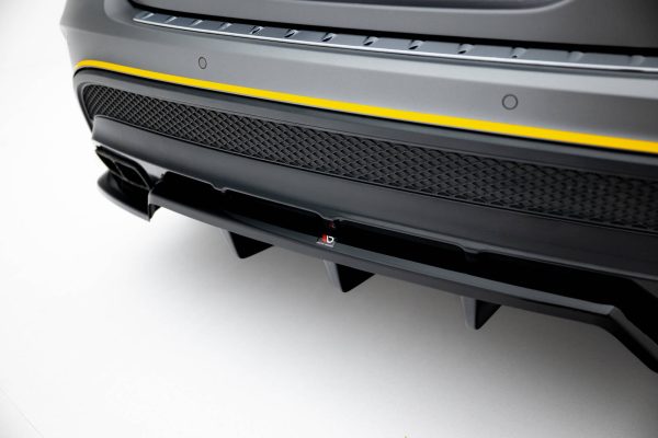 Diffuser V.2 Mercedes-Benz GLA 45 AMG X156