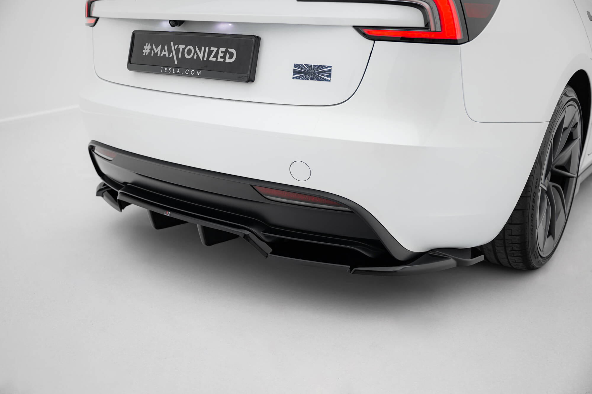 Diffuser V.2 Tesla Model 3 Performance Mk1 Facelift