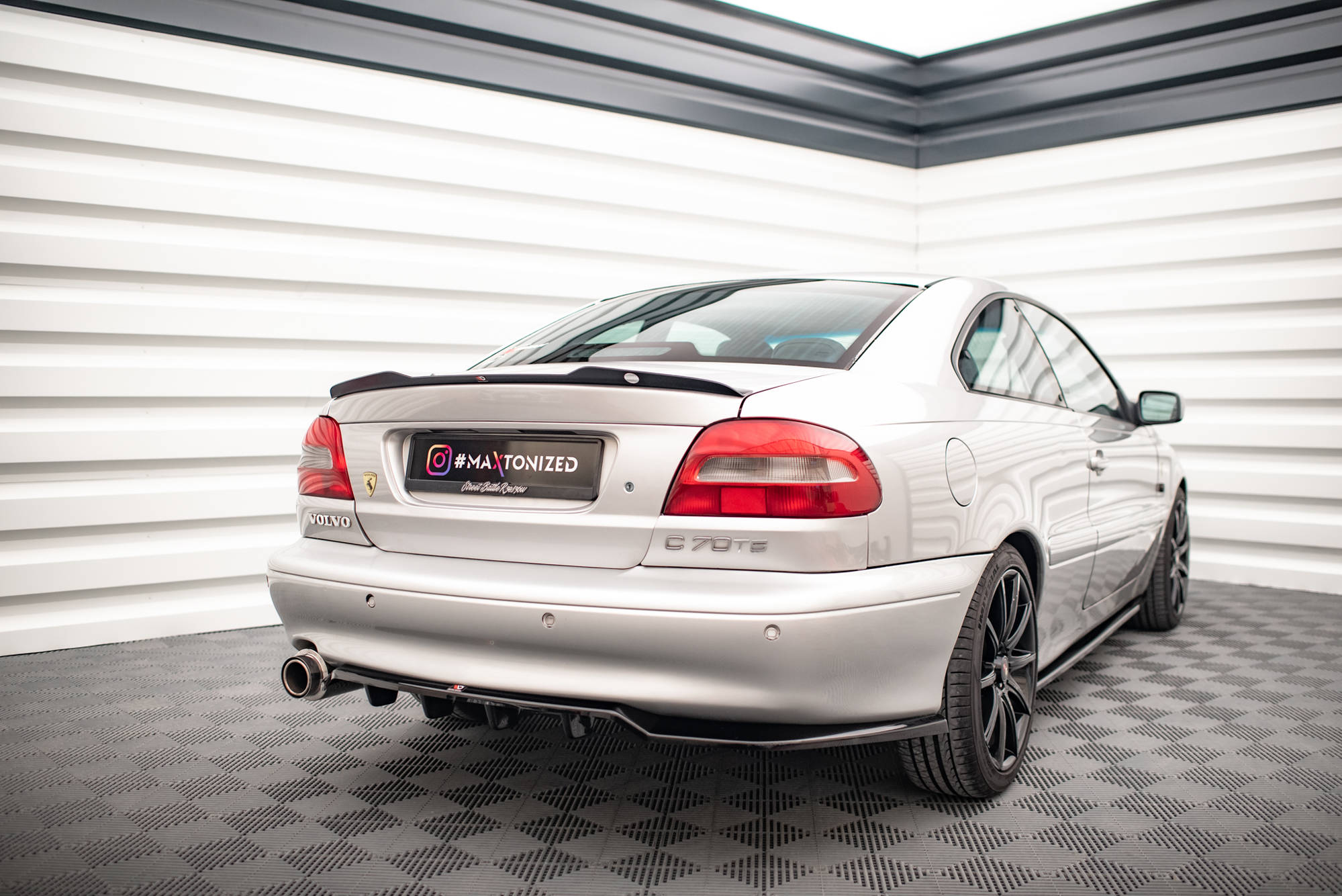 Diffuser Volvo C70 Mk1