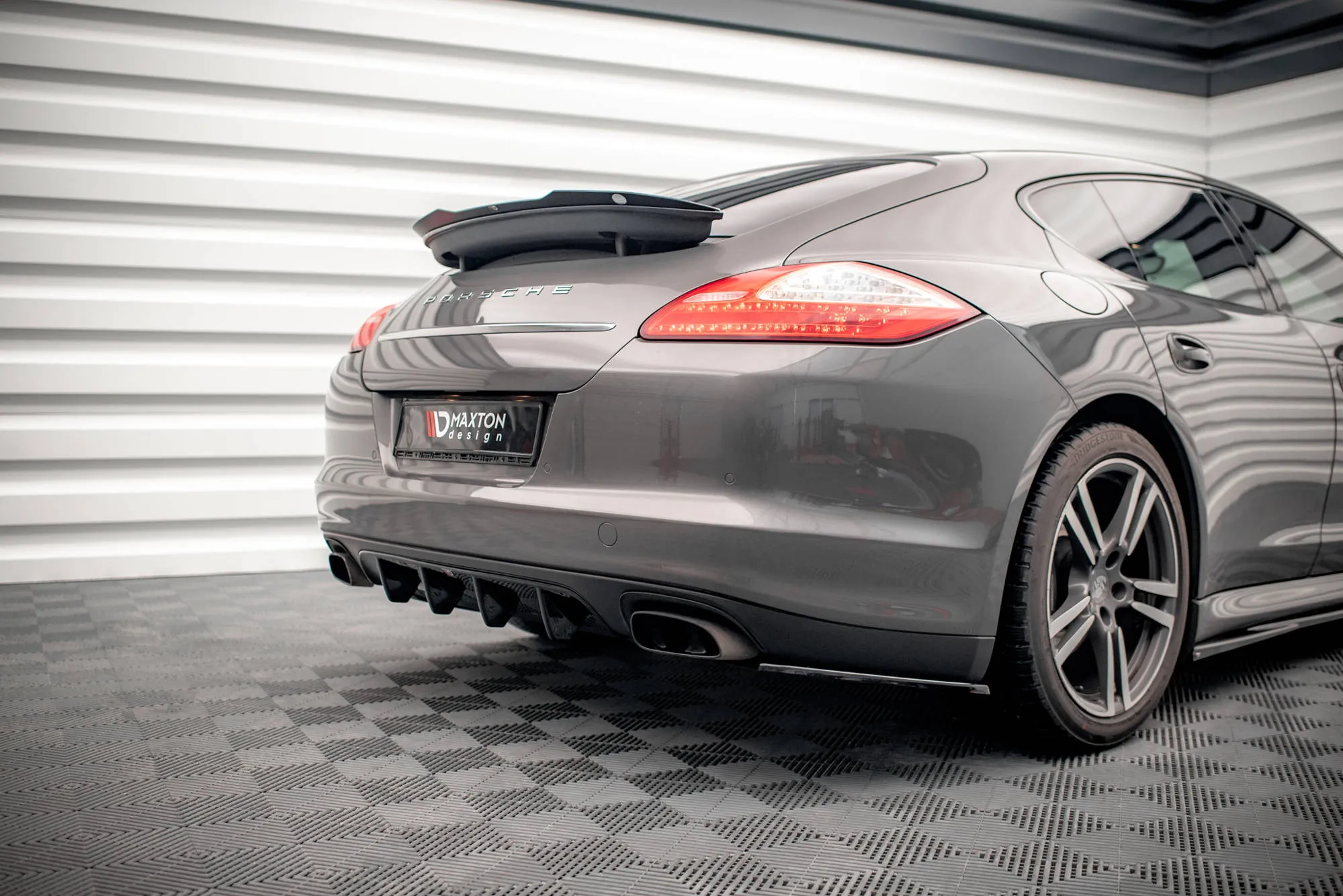 Diffuser Porsche Panamera / Panamera Diesel 970 - Bilde 3