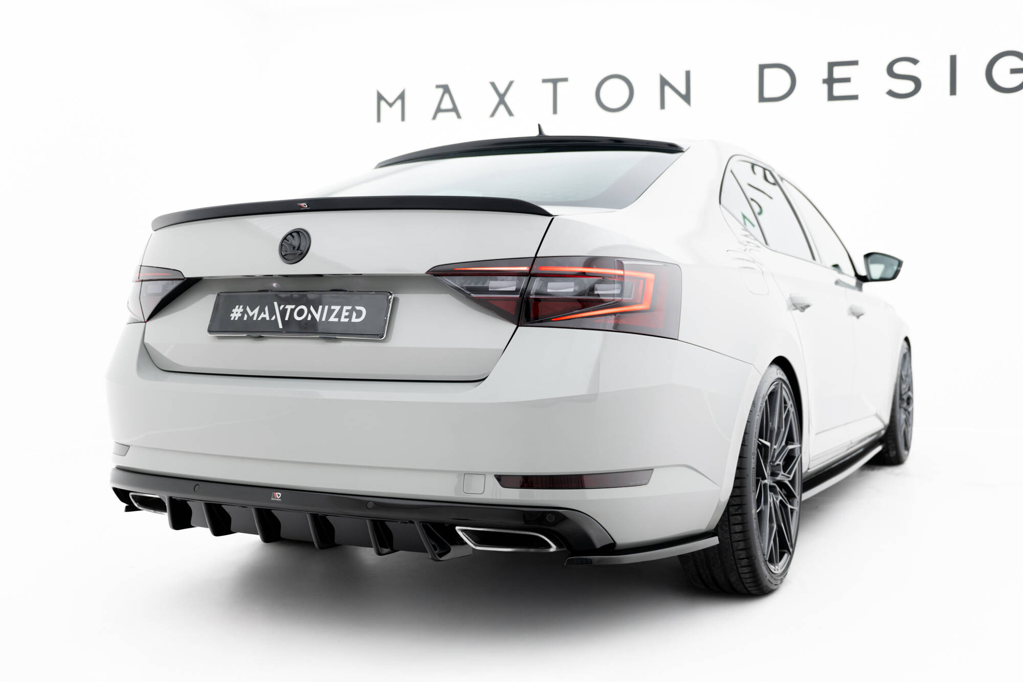 Diffuser Skoda Superb Liftback / Combi Mk3